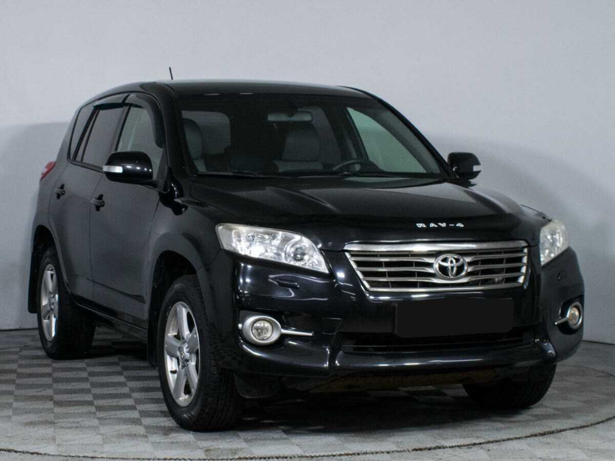 Toyota RAV4 с пробегом — 2011 год. Фото: #2