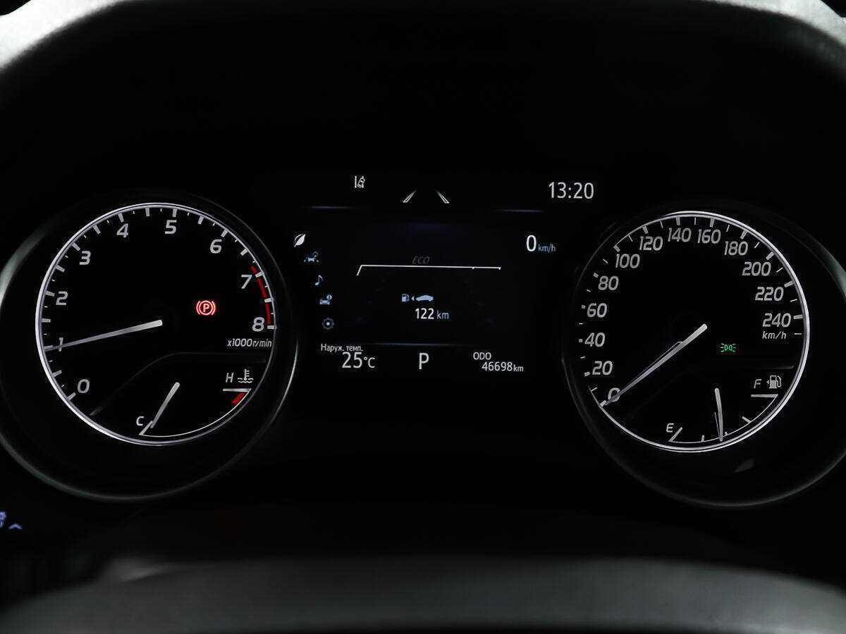 Toyota Camry с пробегом — 2022 год. Фото: #13