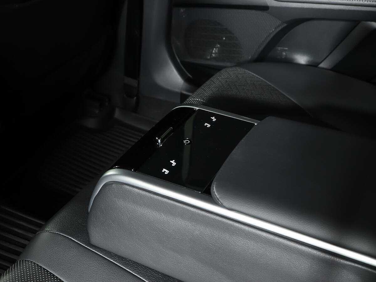 Toyota Camry с пробегом — 2022 год. Фото: #14