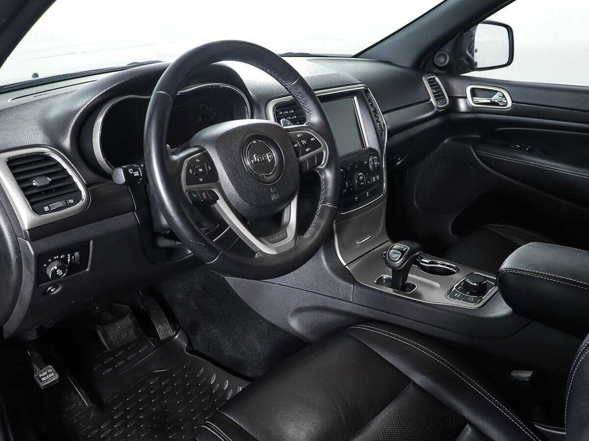 Jeep Grand Cherokee с пробегом — 2013 год. Фото: #12