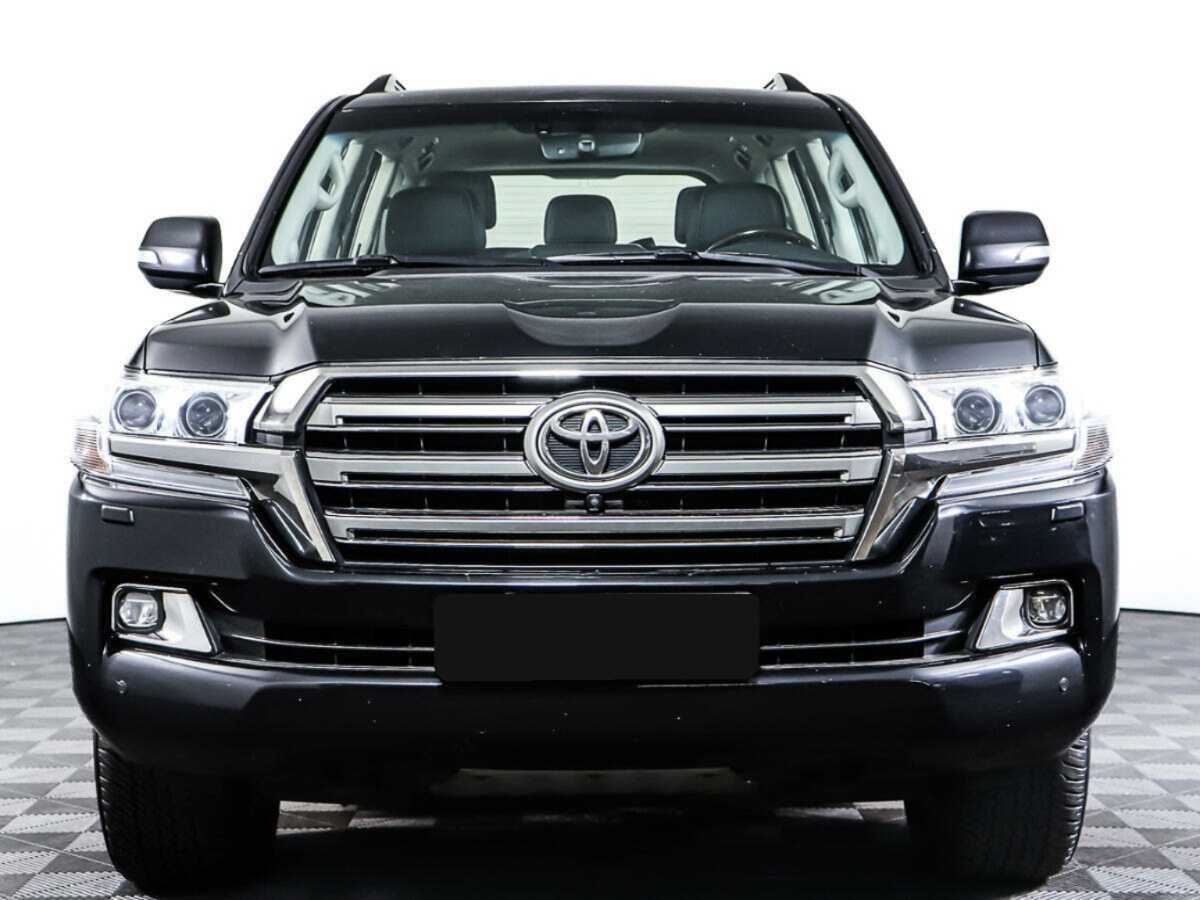 Toyota Land Cruiser с пробегом — 2019 год. Фото: #1