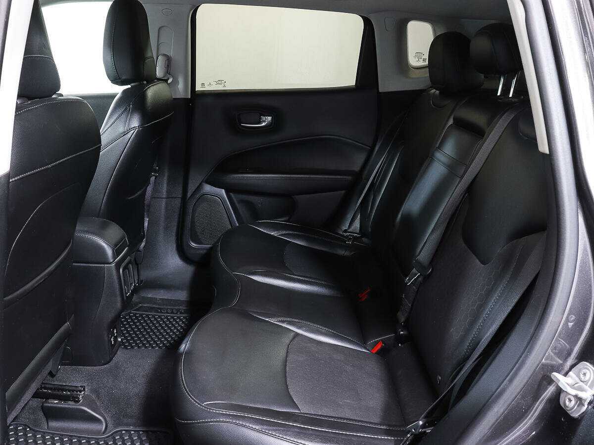 Jeep Compass с пробегом — 2019 год. Фото: #9