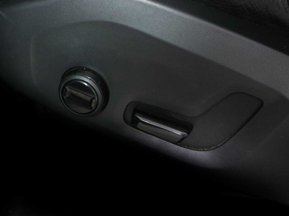 Volvo XC60 с пробегом — 2019 год. Фото: #17