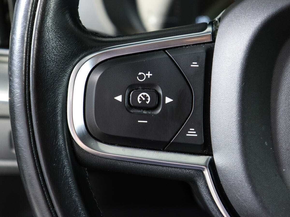 Volvo XC60 с пробегом — 2019 год. Фото: #18