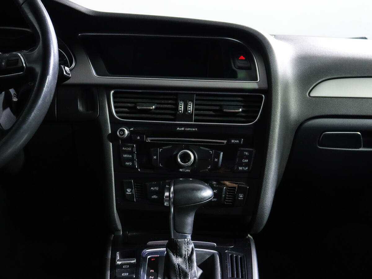 Audi A4 с пробегом — 2013 год. Фото: #10