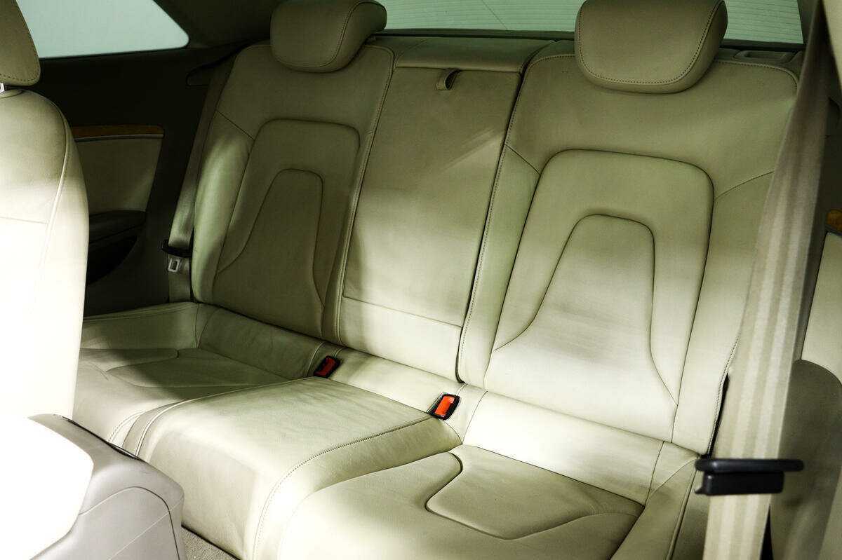 Audi A5 с пробегом — 2009 год. Фото: #11