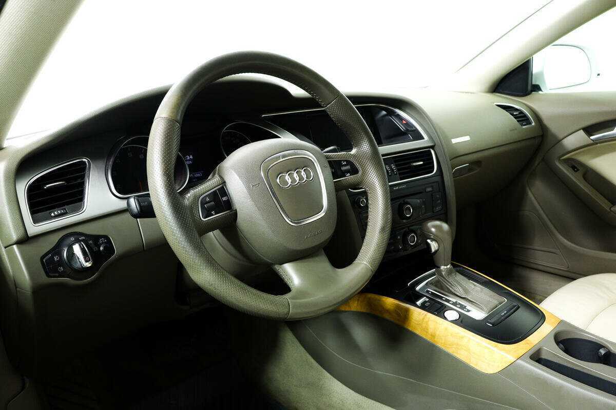 Audi A5 с пробегом — 2009 год. Фото: #12