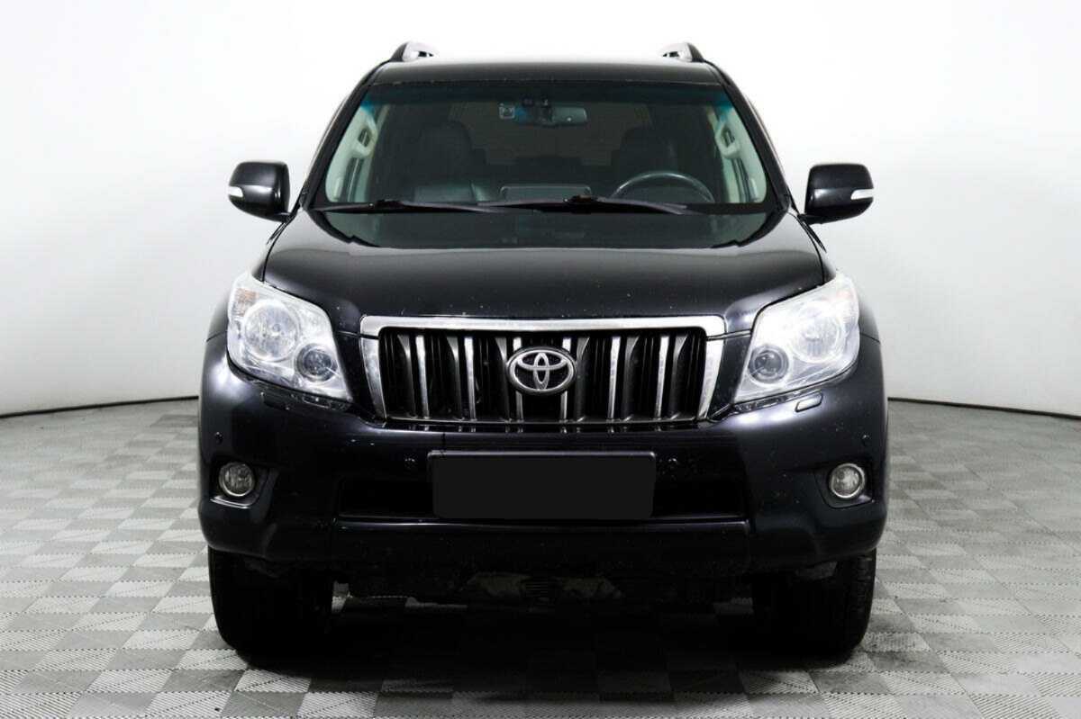 Toyota Land Cruiser Prado с пробегом — 2011 год. Фото: #1