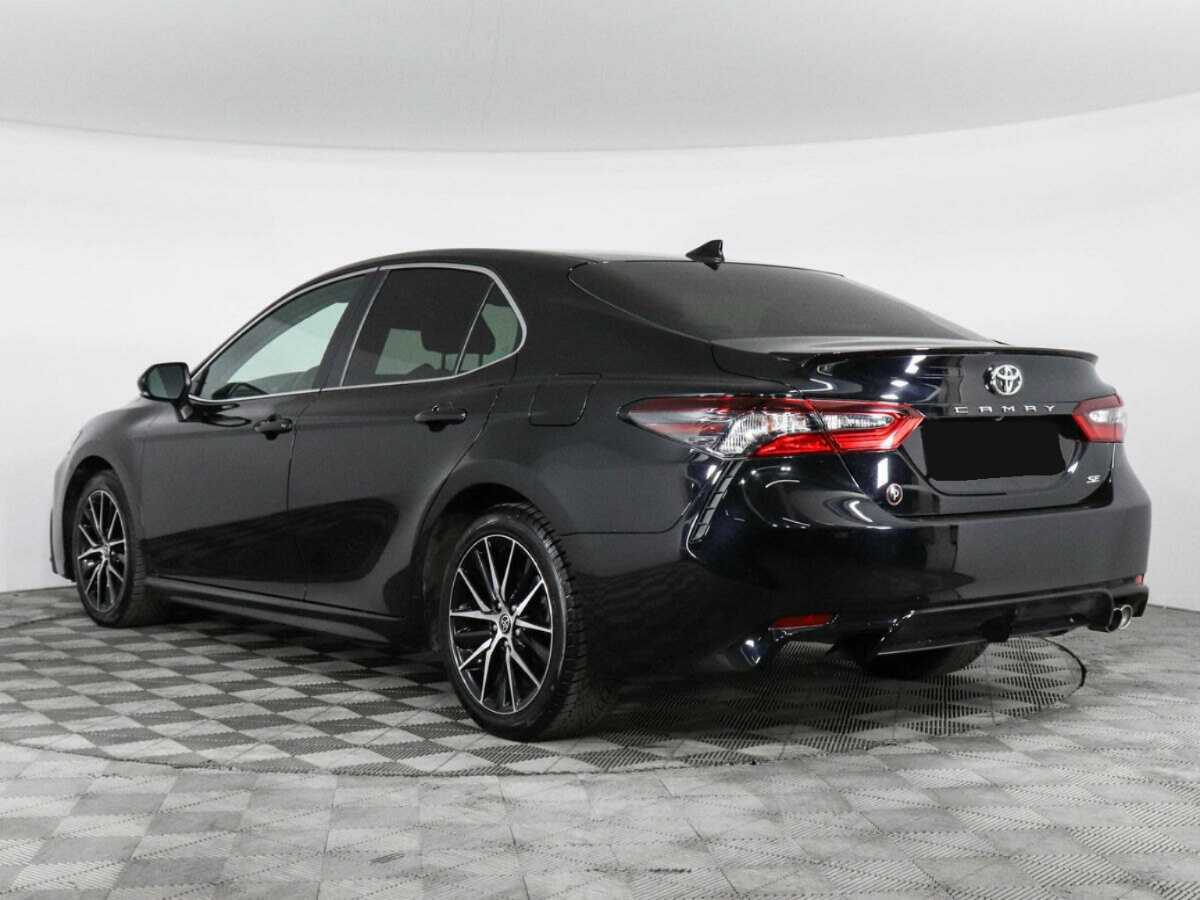Toyota Camry с пробегом — 2022 год. Фото: #6