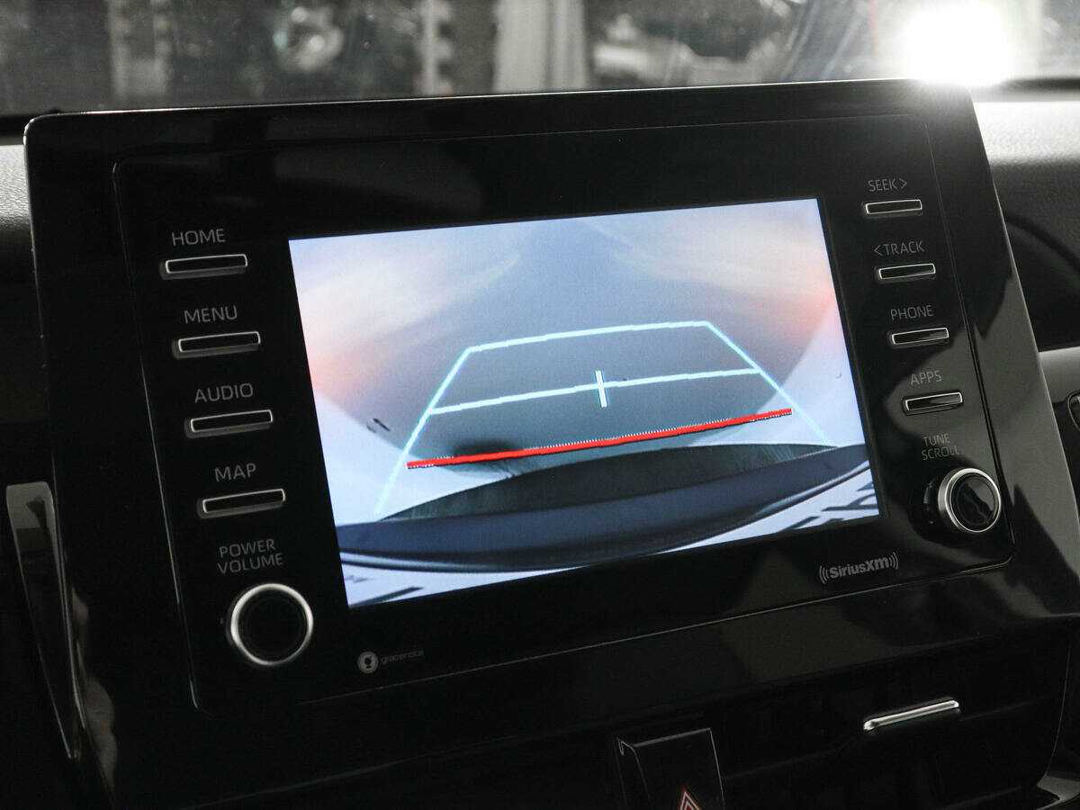 Toyota Camry с пробегом — 2022 год. Фото: #12