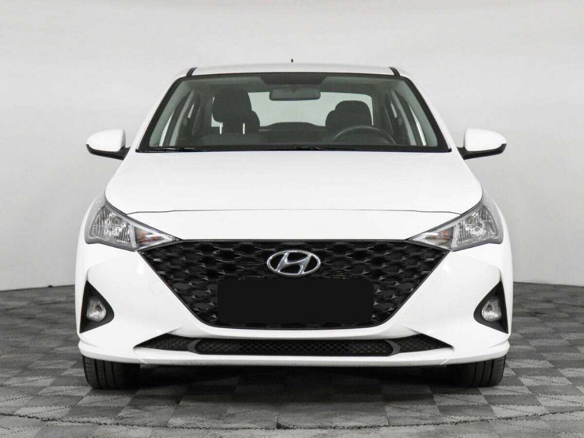 Hyundai Accent с пробегом — 2022 год. Фото: #1