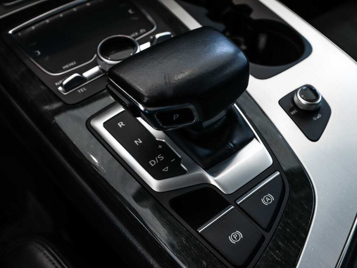 Audi Q7 с пробегом — 2015 год. Фото: #9