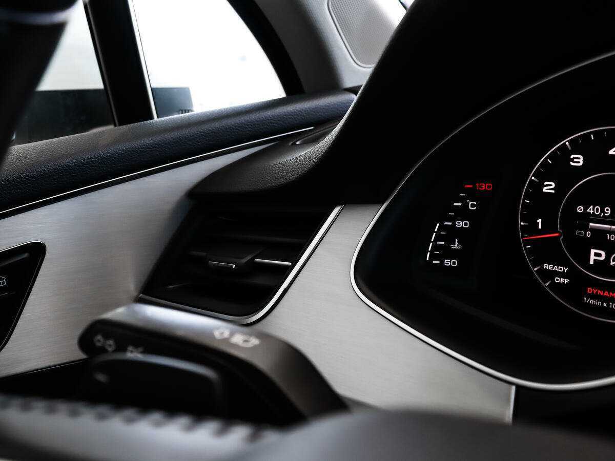 Audi Q7 с пробегом — 2015 год. Фото: #20