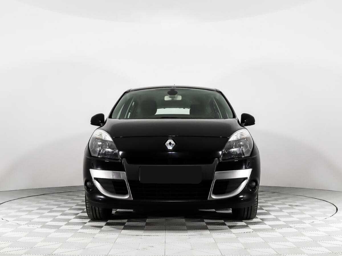 Renault Scenic с пробегом — 2011 год. Фото: #1