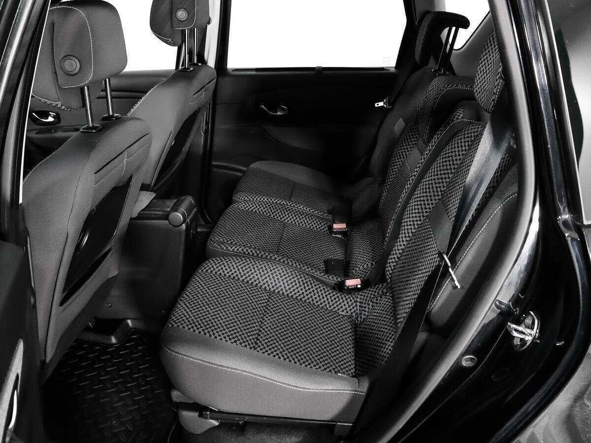 Renault Scenic с пробегом — 2011 год. Фото: #10