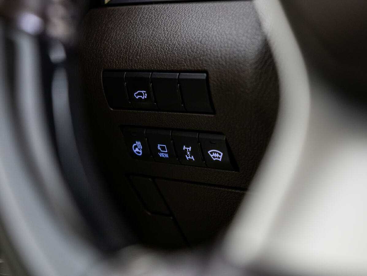 Lexus RX с пробегом — 2016 год. Фото: #19