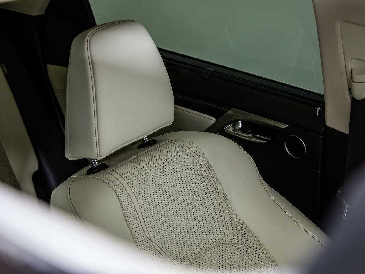 Lexus RX с пробегом — 2016 год. Фото: #21