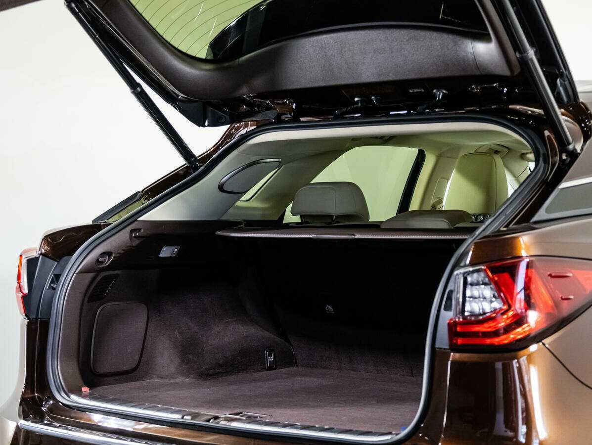 Lexus RX с пробегом — 2016 год. Фото: #23