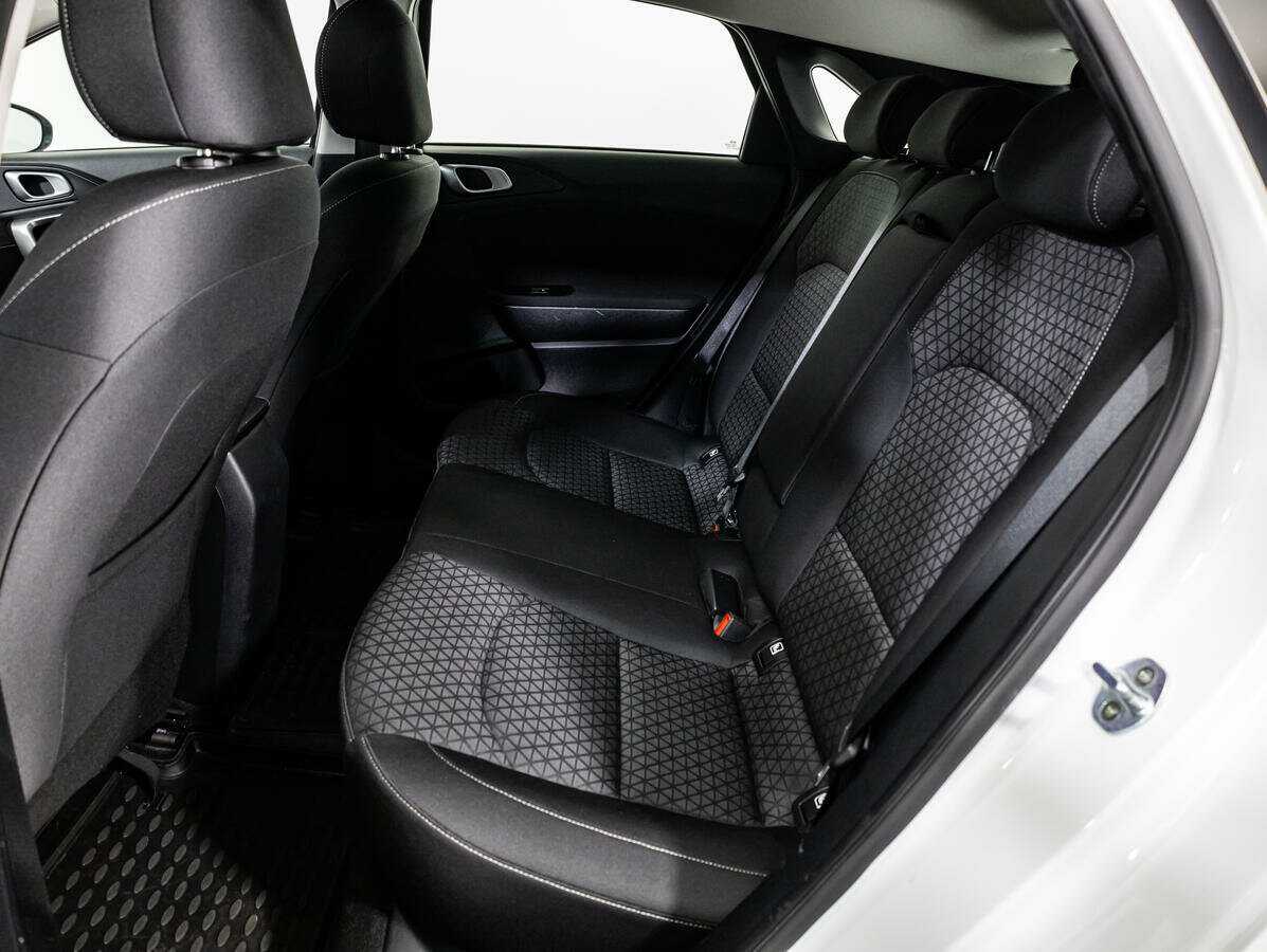 Kia Ceed с пробегом — 2019 год. Фото: #9