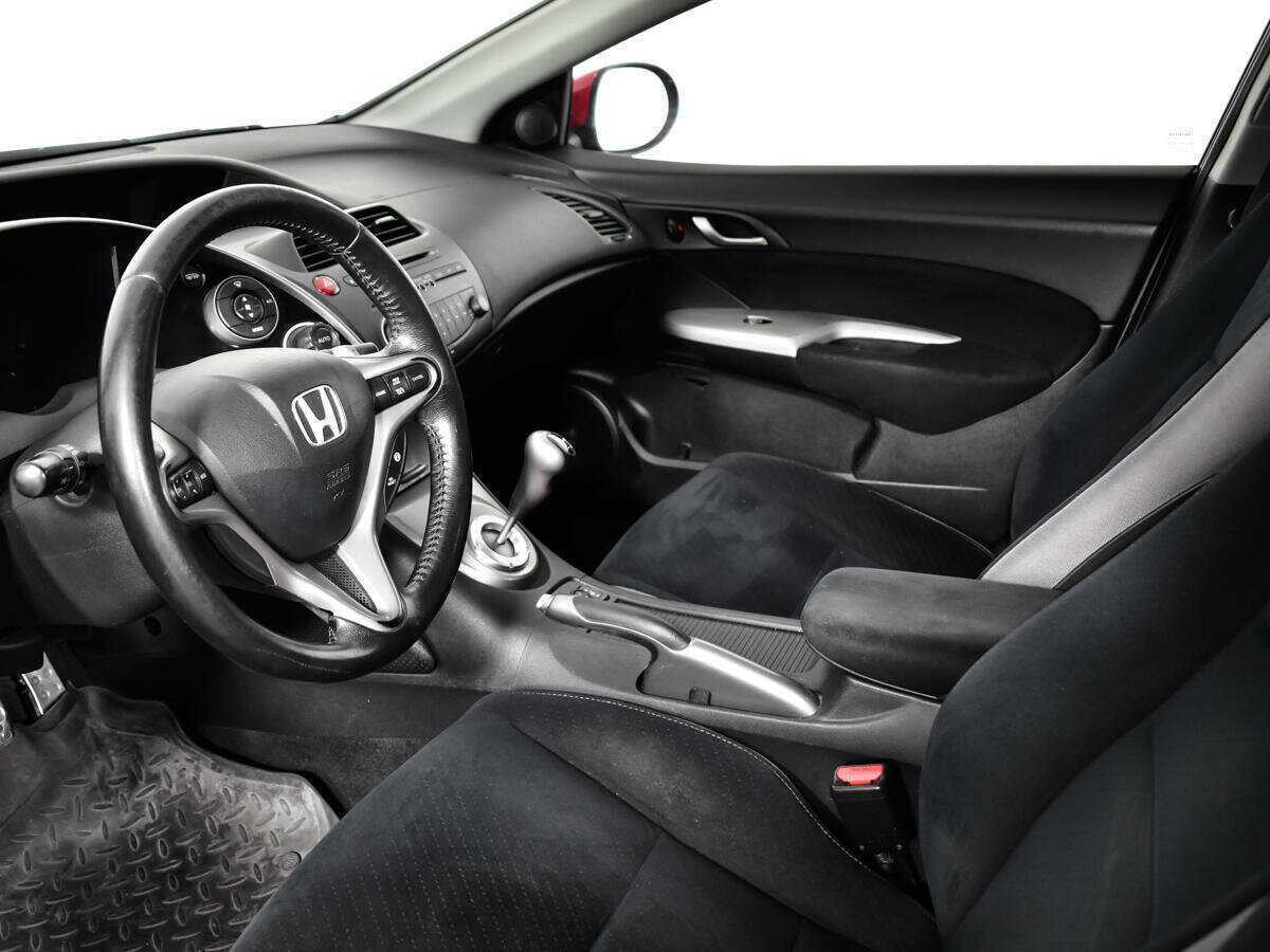 Honda Civic с пробегом — 2008 год. Фото: #11