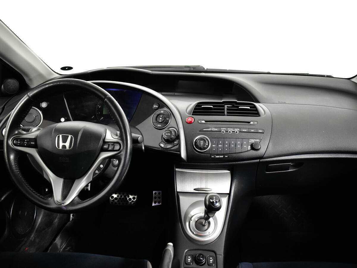 Honda Civic с пробегом — 2008 год. Фото: #12