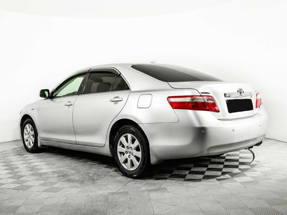 Toyota Camry с пробегом — 2008 год. Фото: #6