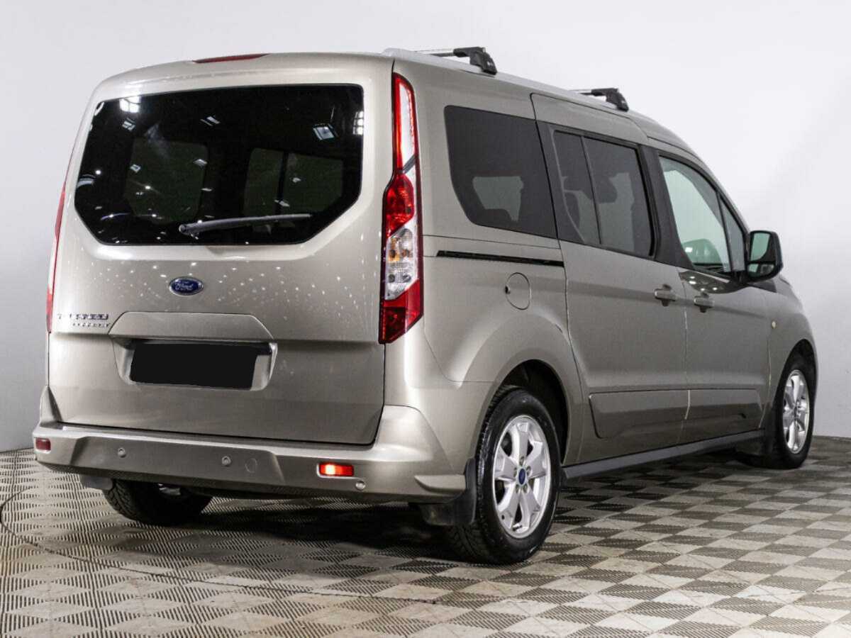 Ford Tourneo Connect с пробегом — 2017 год. Фото: #4