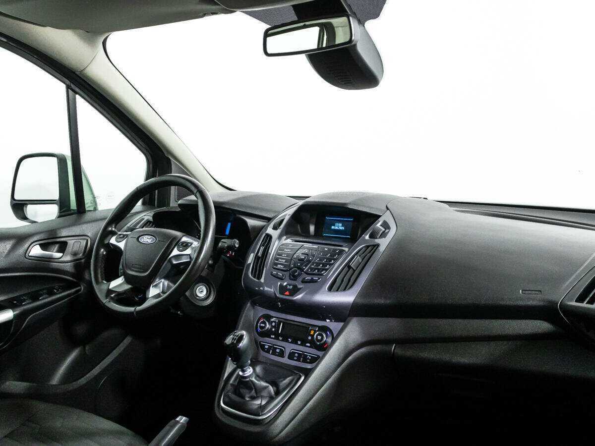 Ford Tourneo Connect с пробегом — 2017 год. Фото: #8