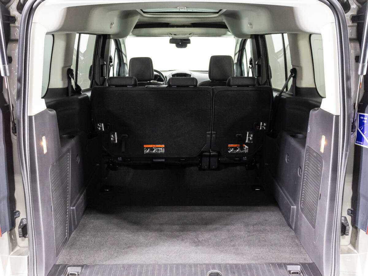 Ford Tourneo Connect с пробегом — 2017 год. Фото: #14
