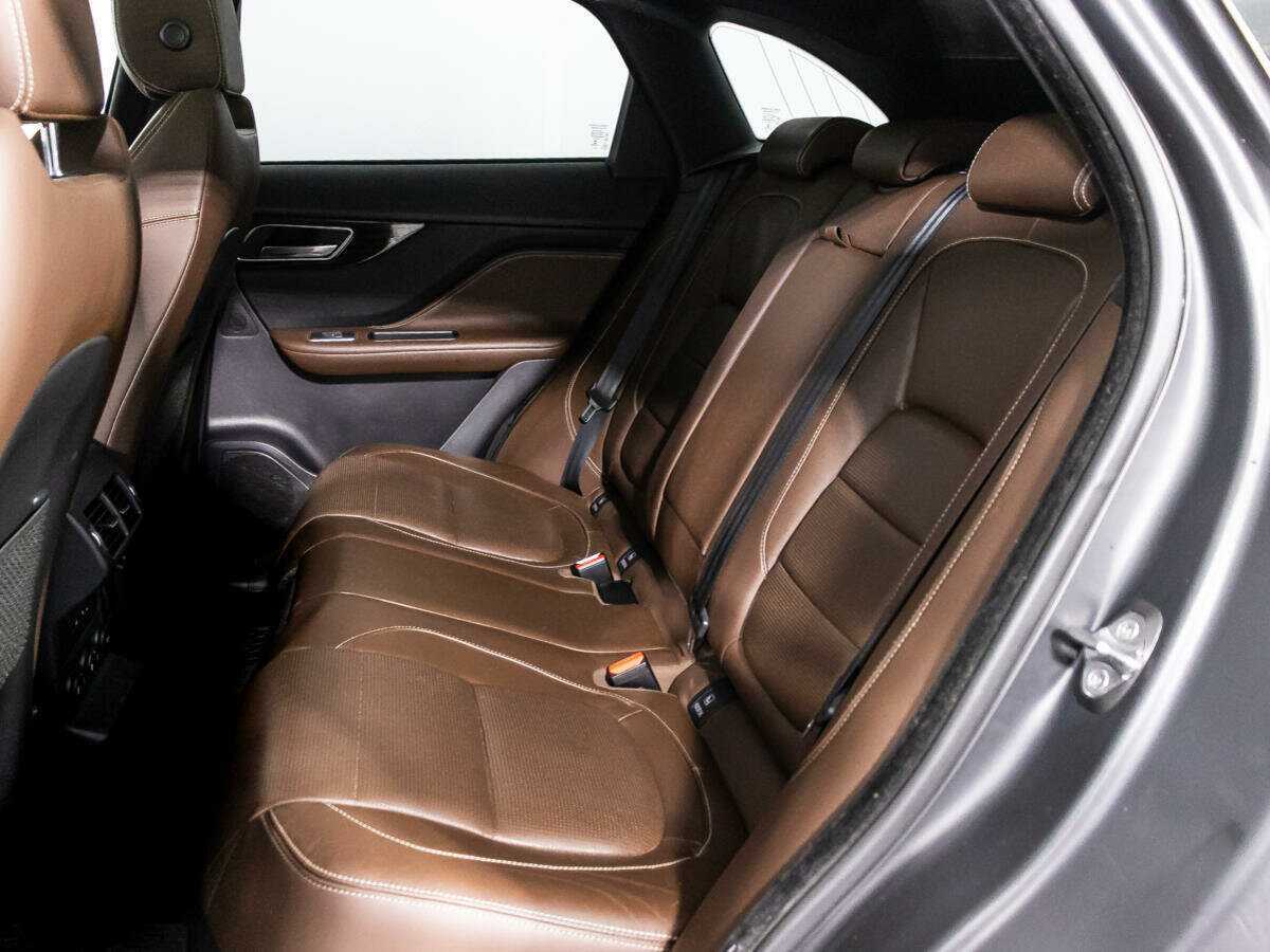 Jaguar F-Pace с пробегом — 2017 год. Фото: #9