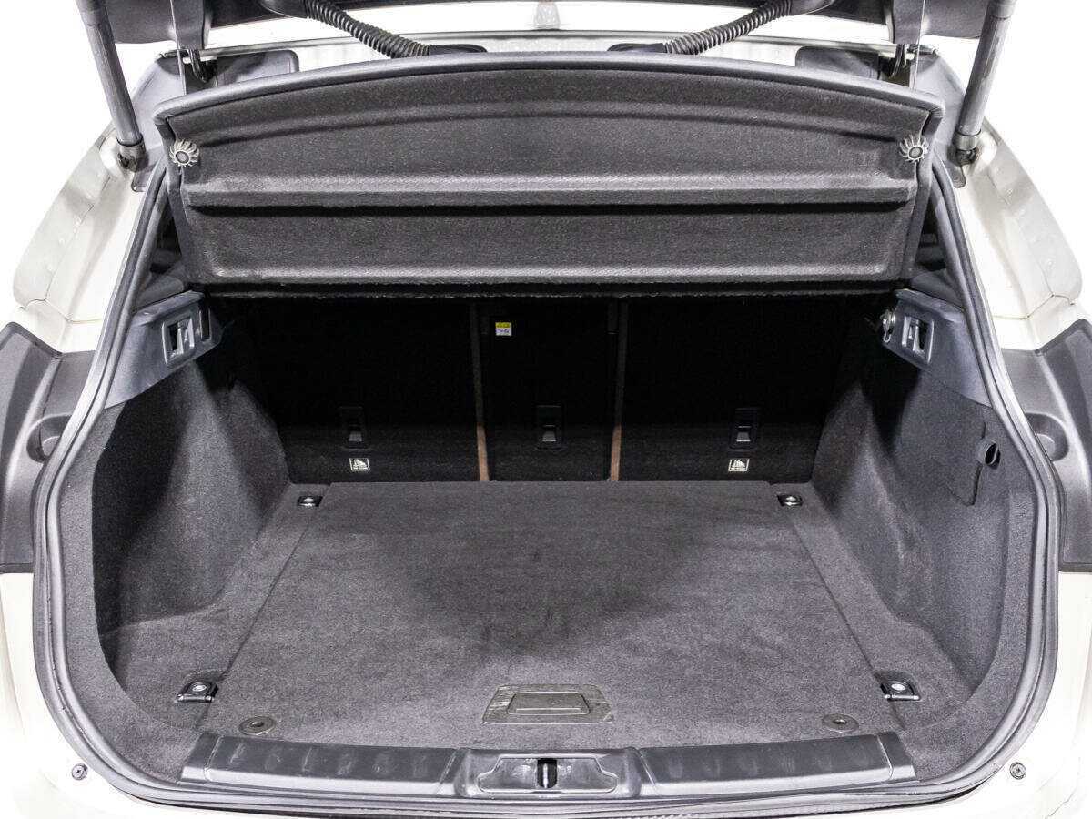 Jaguar F-Pace с пробегом — 2017 год. Фото: #13