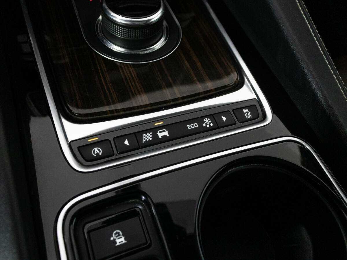 Jaguar F-Pace с пробегом — 2017 год. Фото: #18