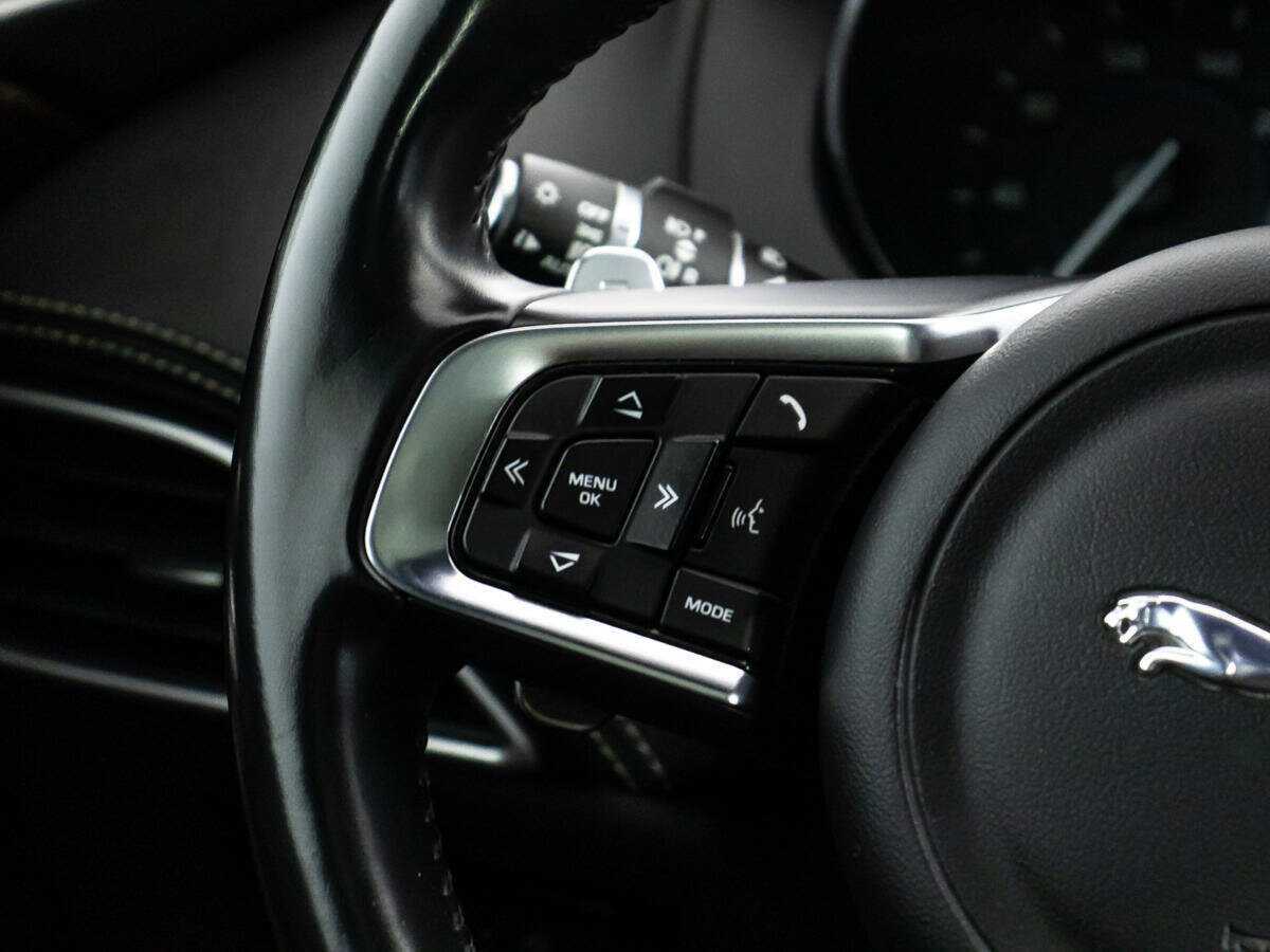 Jaguar F-Pace с пробегом — 2017 год. Фото: #23