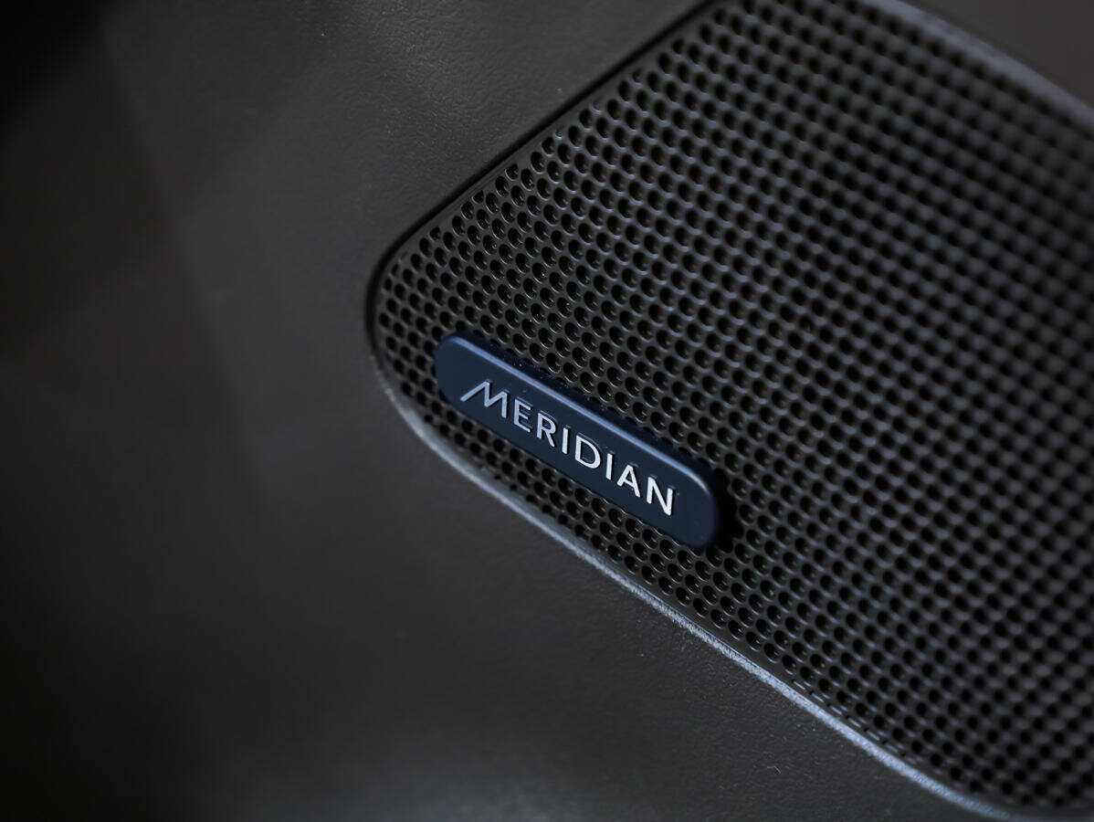 Jaguar F-Pace с пробегом — 2018 год. Фото: #16