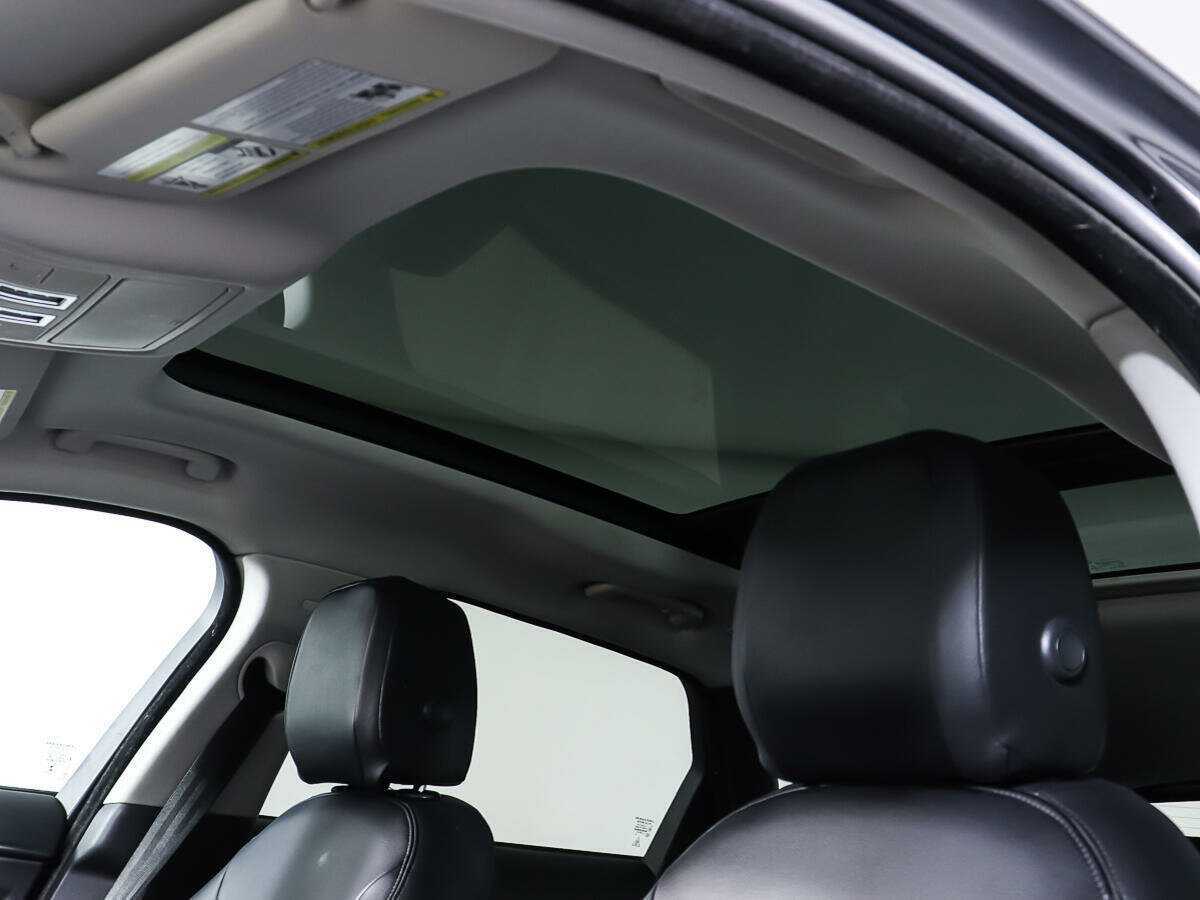 Jaguar F-Pace с пробегом — 2016 год. Фото: #17