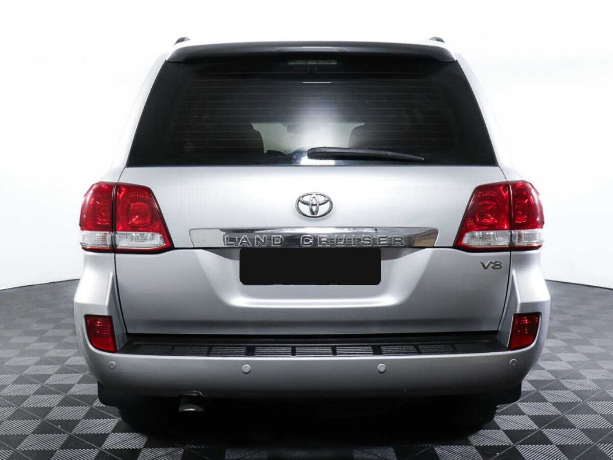 Toyota Land Cruiser с пробегом — 2009 год. Фото: #5