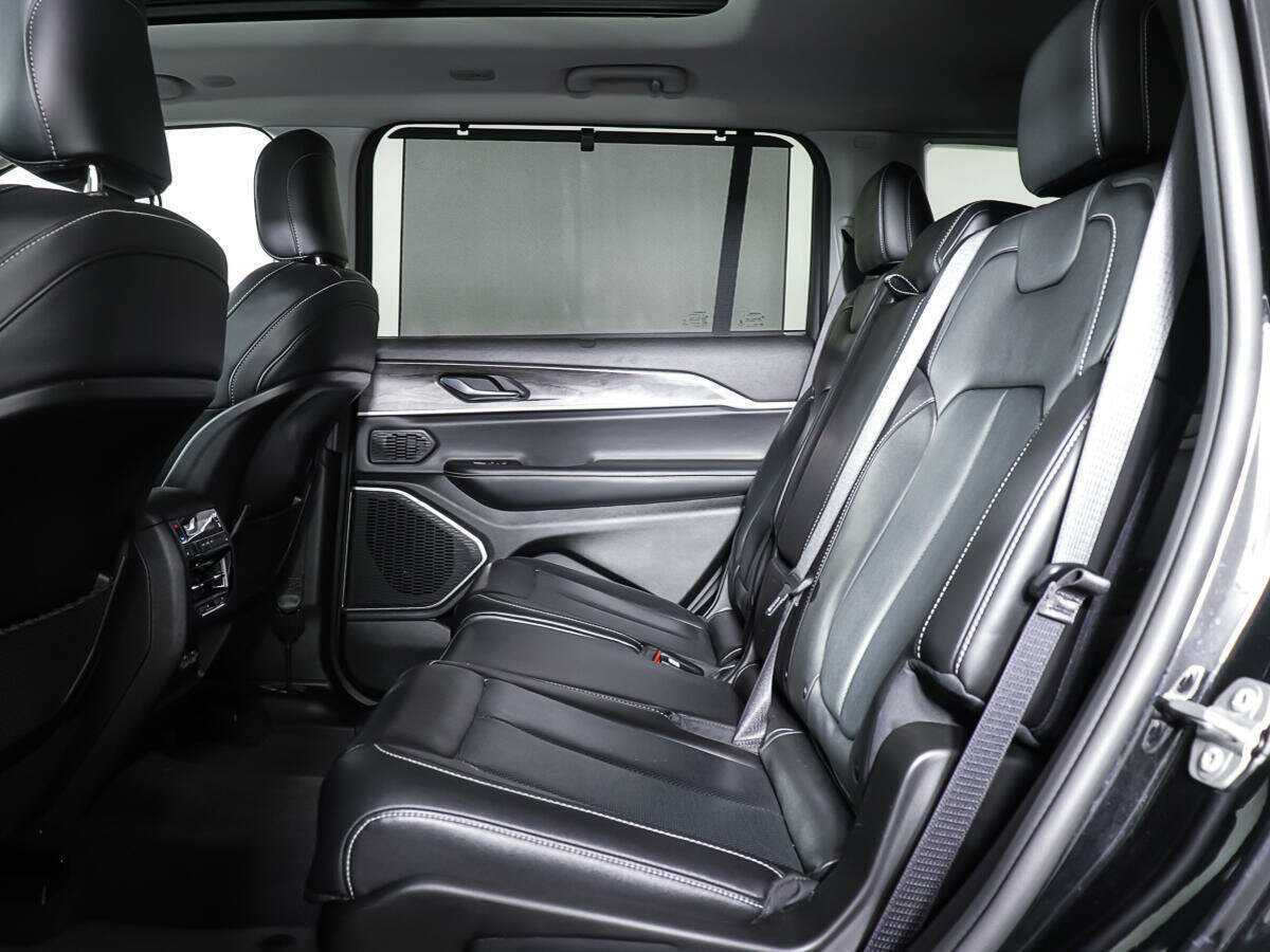 Jeep Grand Cherokee с пробегом — 2022 год. Фото: #9