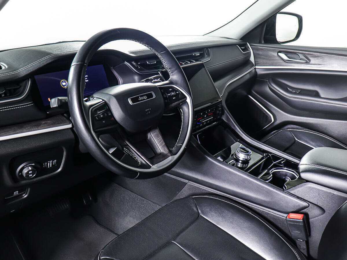 Jeep Grand Cherokee с пробегом — 2022 год. Фото: #13