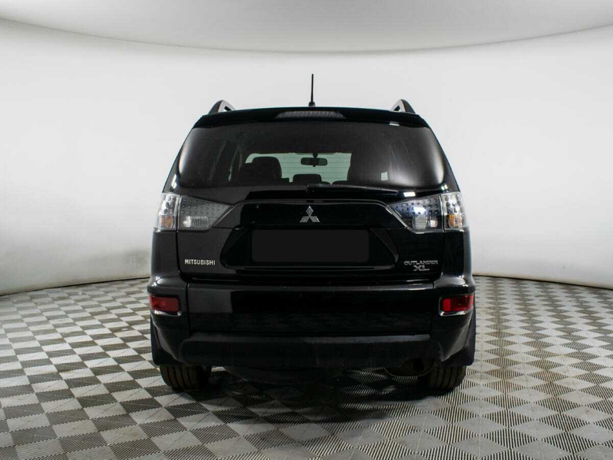 Mitsubishi Outlander с пробегом — 2010 год. Фото: #3