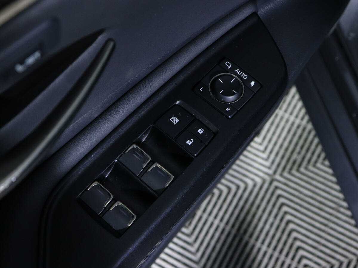 Lexus ES с пробегом — 2021 год. Фото: #15