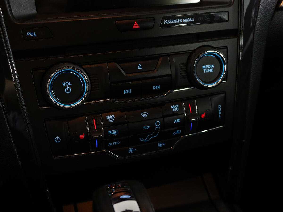 Ford Explorer с пробегом — 2017 год. Фото: #22