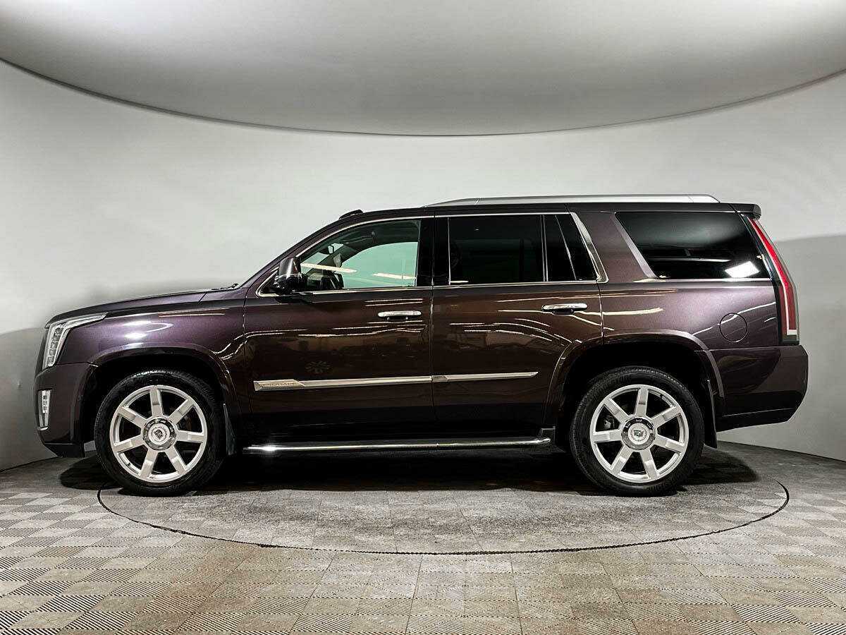 Cadillac Escalade с пробегом — 2016 год. Фото: #7
