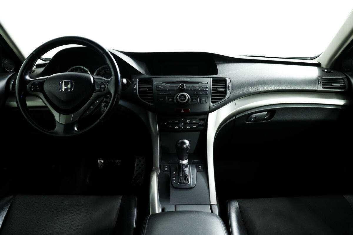Honda Accord с пробегом — 2008 год. Фото: #10