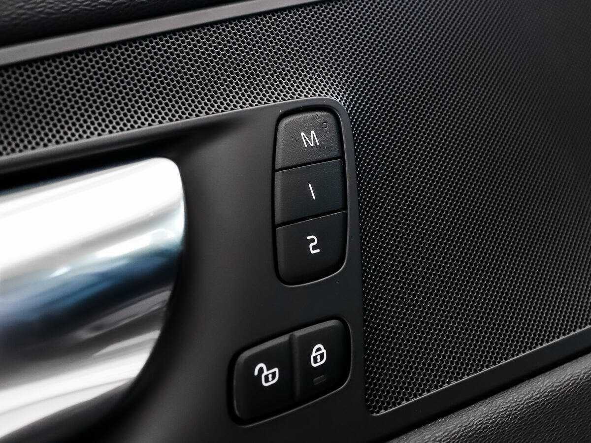 Volvo XC60 с пробегом — 2018 год. Фото: #7