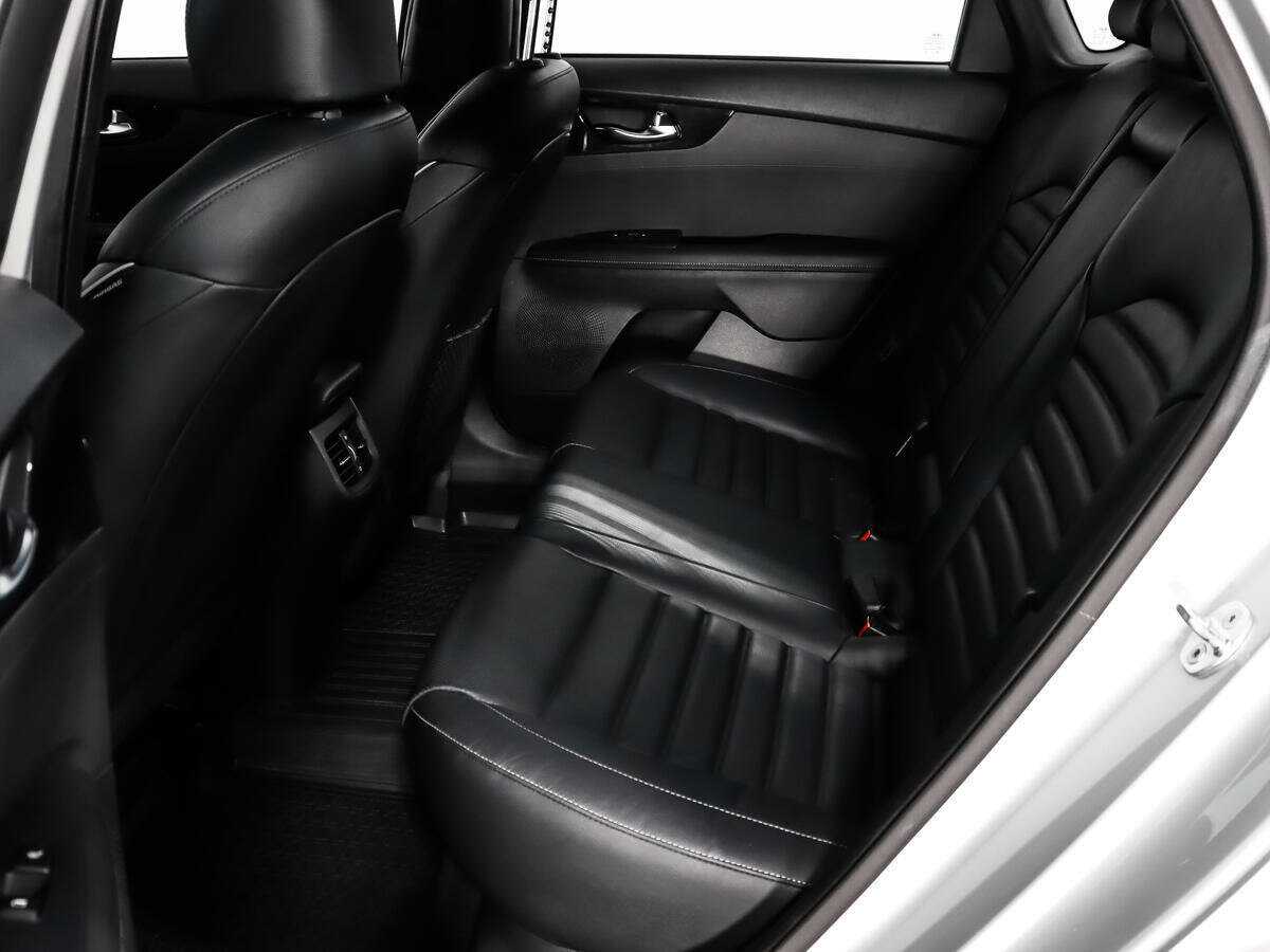 Kia Cerato с пробегом — 2020 год. Фото: #11