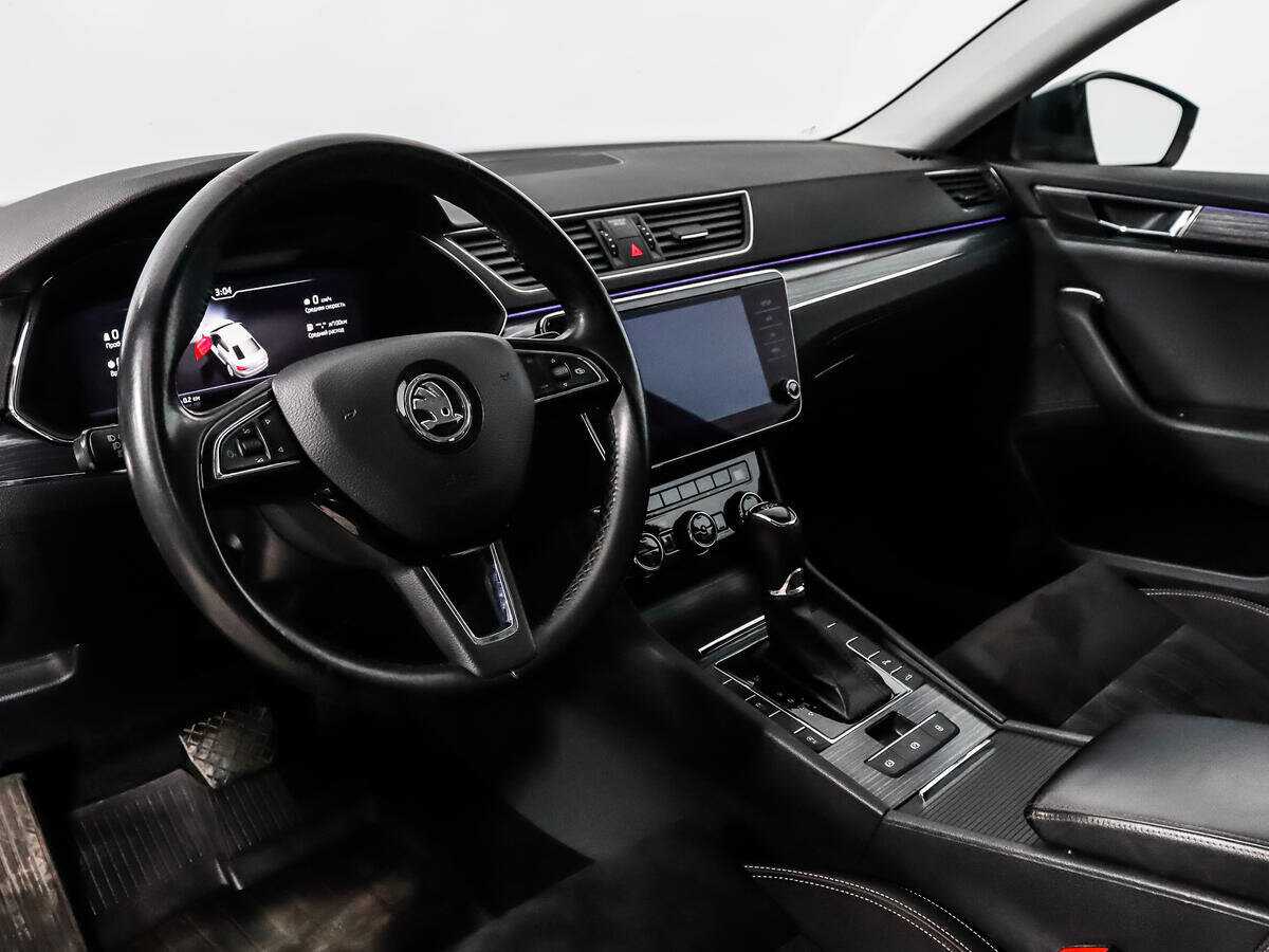 Skoda Superb с пробегом — 2019 год. Фото: #8
