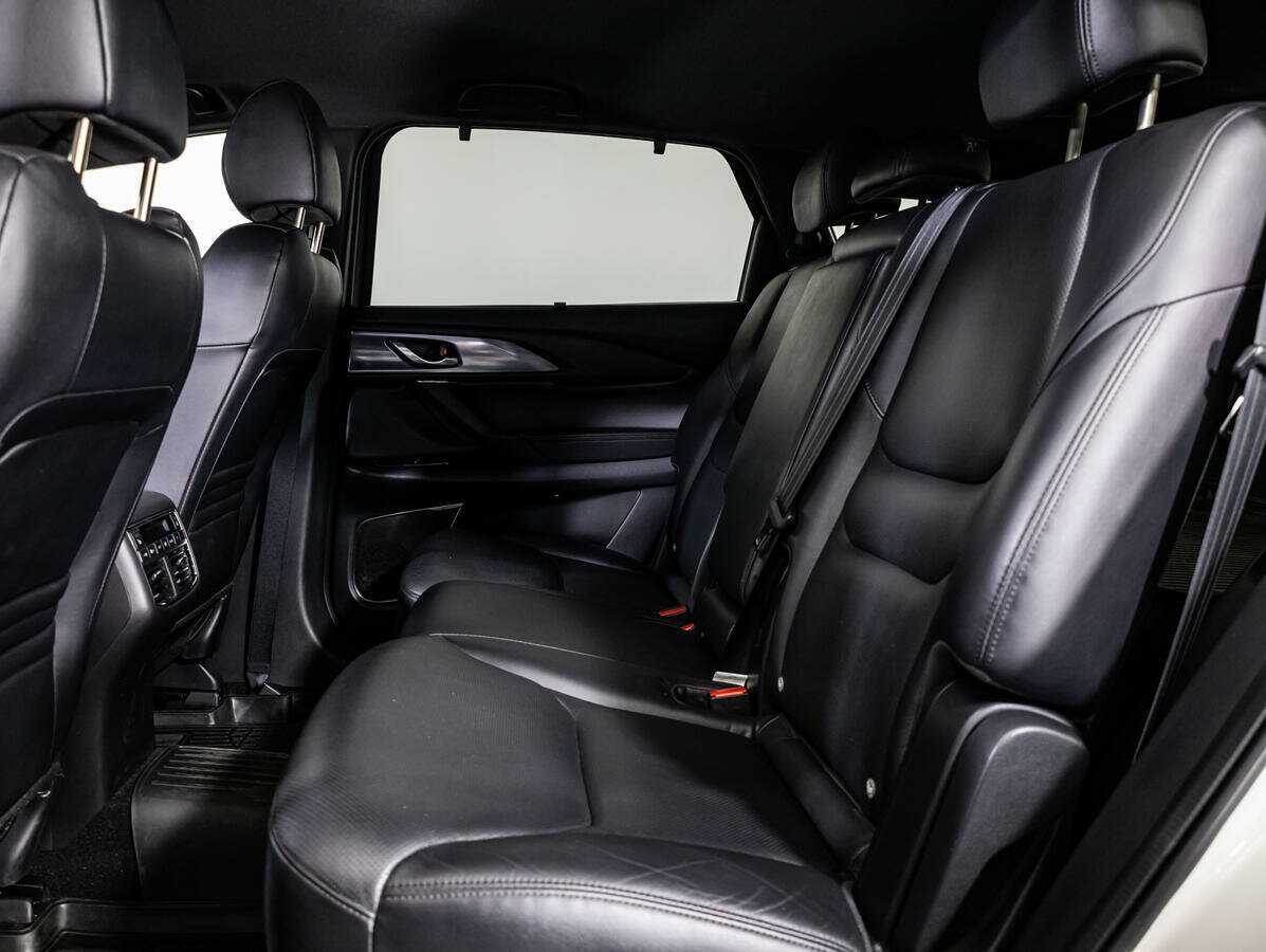 Mazda CX-9 с пробегом — 2018 год. Фото: #9