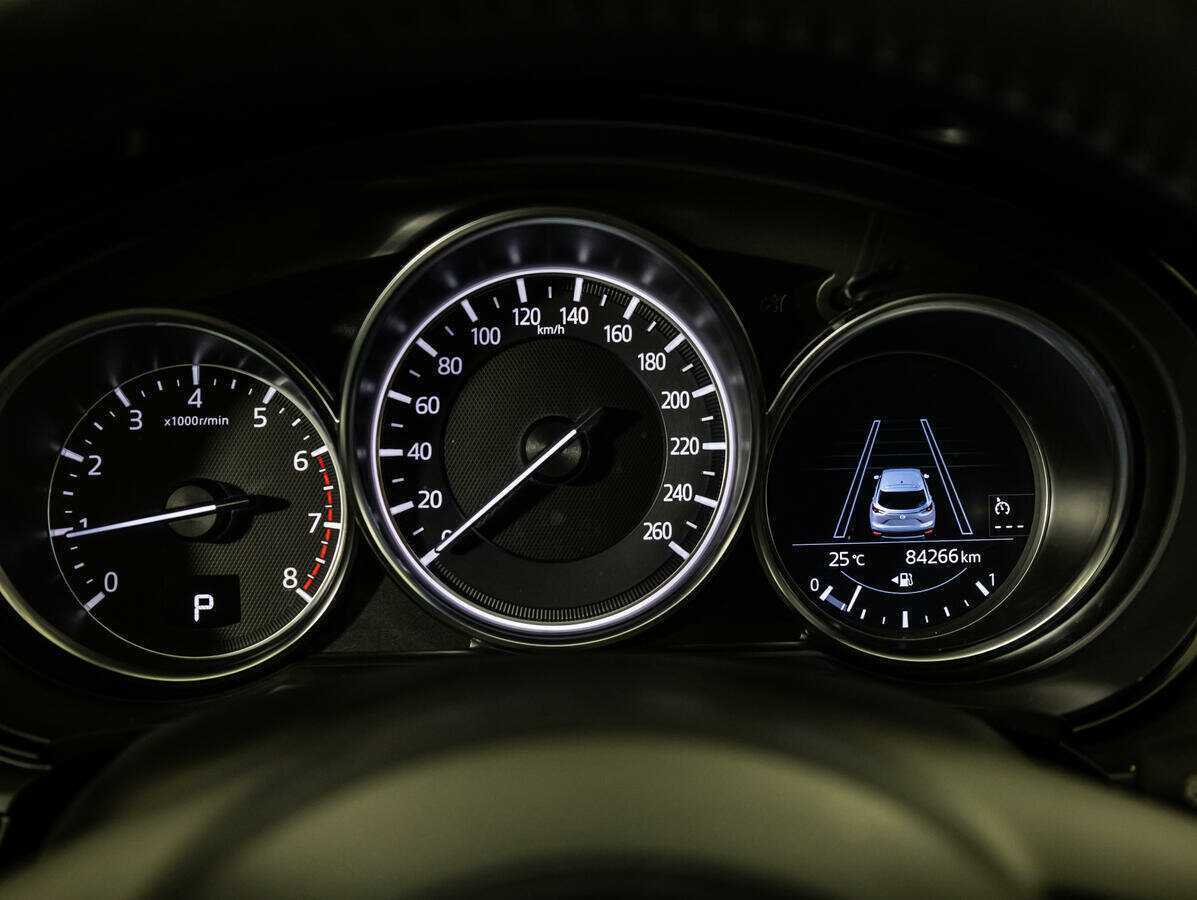 Mazda CX-9 с пробегом — 2018 год. Фото: #11