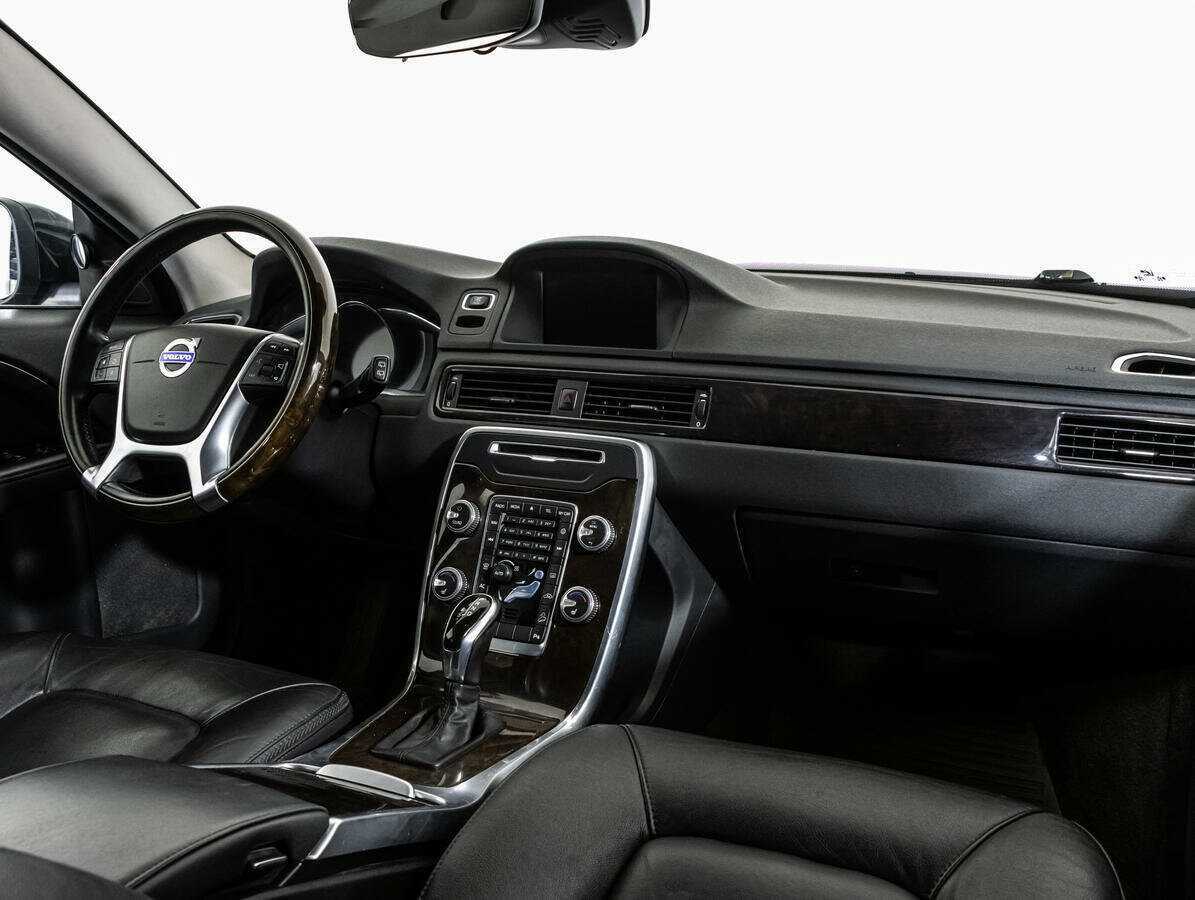 Volvo XC70 с пробегом — 2014 год. Фото: #6