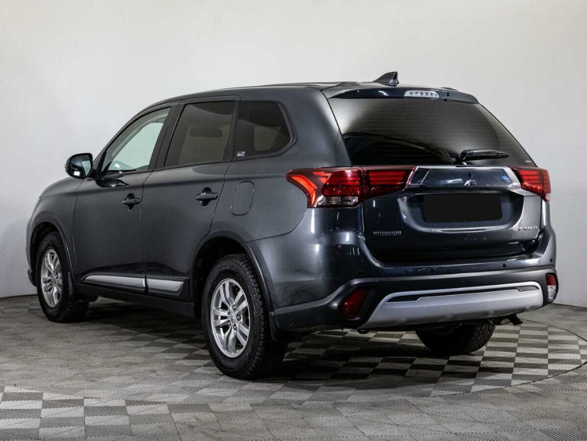 Mitsubishi Outlander с пробегом — 2019 год. Фото: #5